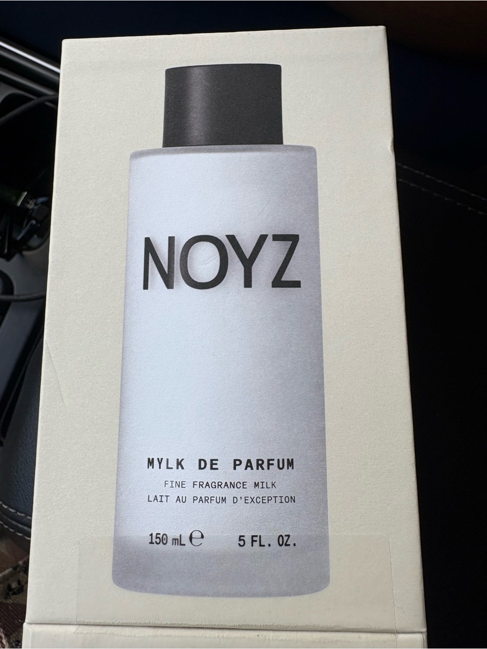 NOYZ Mylk de Parfum Hydrating Moisturizer — White